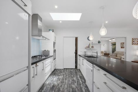 Photo of property in 8 Nursery Lane, Kinloch, Taupo, 3377