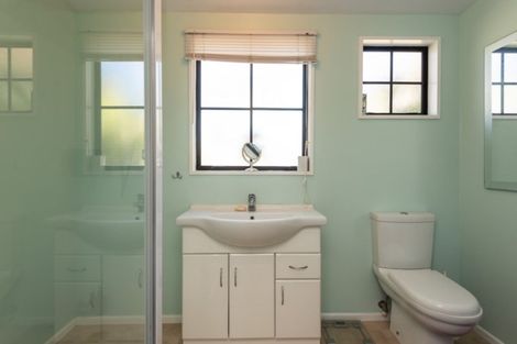 Photo of property in 2/49a Main Road, Redcliffs, Christchurch, 8081