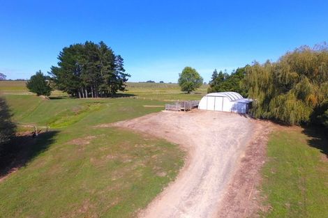 Photo of property in 215 Parawera Road, Parawera, Te Awamutu, 3879