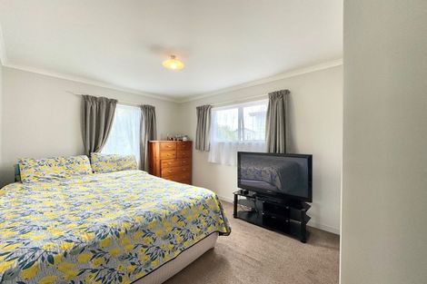 Photo of property in 64 Kaimoana Street, Weymouth, Auckland, 2103