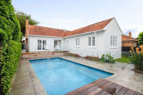 Photo of property in 24 Clifton Road, Hamilton Central, Hamilton, 3204