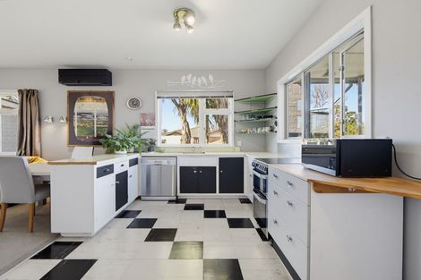 Photo of property in 9 Parsonage Road, Woodend, 7610