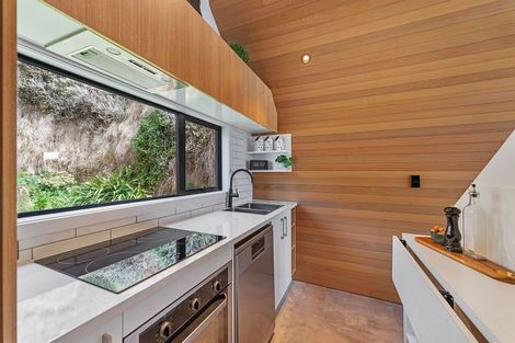 Photo of property in 2/80 Mccormacks Bay Road, Mount Pleasant, Christchurch, 8081