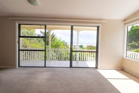 Photo of property in 400 Karaka Road, Thames, 3500