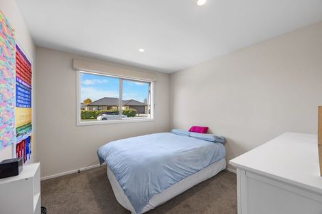 Photo of property in 4 Kingfisher Crescent, Albert Town, Wanaka, 9305