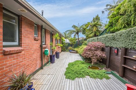 Photo of property in 8 Woodstock Terrace, Tawa, Wellington, 5028