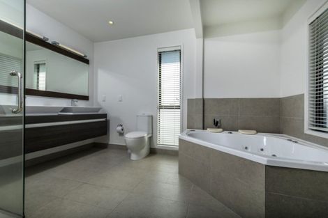 Photo of property in 151 Arran Road, Browns Bay, Auckland, 0630