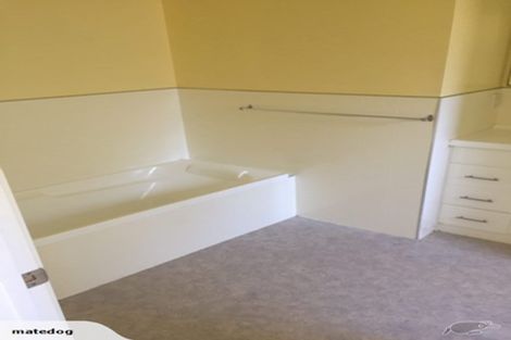 Photo of property in 1a Ogle Crescent, Te Kamo, Whangarei, 0112