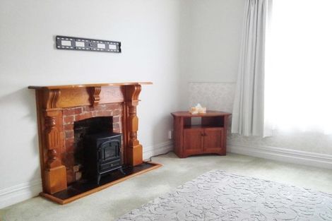 Photo of property in 8 Cutfield Road, New Plymouth, 4310