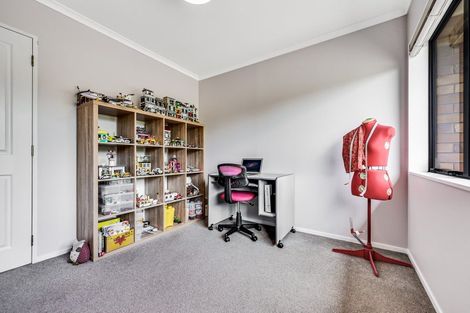 Photo of property in 18 Spinnaker Drive, Flagstaff, Hamilton, 3210