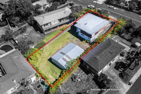 Photo of property in 31 Royal Road, Massey, Auckland, 0614