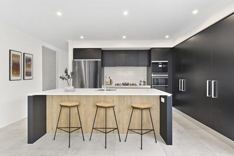 Photo of property in 4 Taikura Avenue, Red Beach, 0932