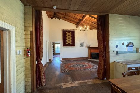 Photo of property in 49 Kent Street, Picton, 7220