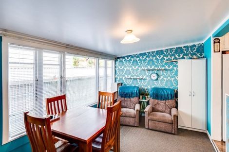 Photo of property in 105 Barden Street, Mayfair, Hastings, 4122