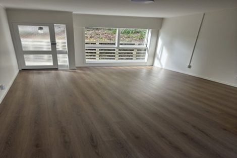 Photo of property in 28 Newhaven Terrace, Mairangi Bay, Auckland, 0630