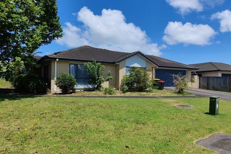 Photo of property in 1 Gortin Close, East Tamaki, Auckland, 2013