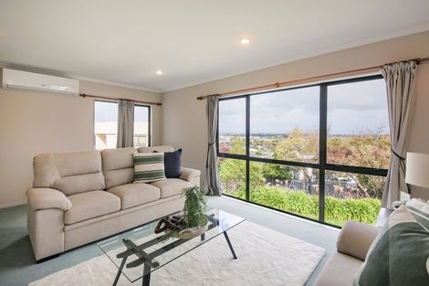 Photo of property in 15 Woodland Grove, Feilding, 4702