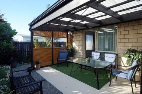 Photo of property in 52 Tamure Place, Ruakaka, 0116