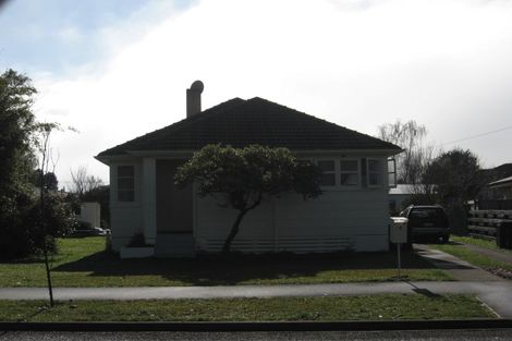 Photo of property in 1 Watts Crescent, Hamilton East, Hamilton, 3216