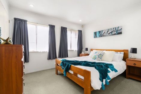 Photo of property in 1a Willis Road, Papakura, 2110