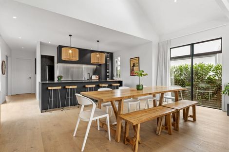 Photo of property in 11 Tiaki Lane, Matakana, 0985