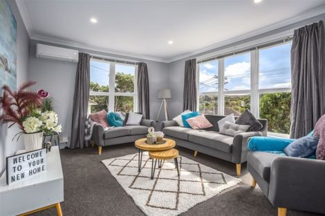 Photo of property in 18 Gear Terrace, Ranui, Porirua, 5024