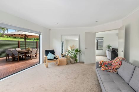 Photo of property in 24 Franshell Crescent, East Tamaki, Auckland, 2013