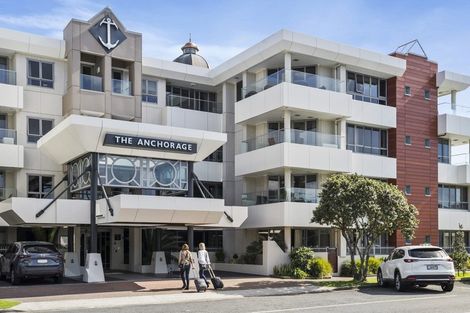 Photo of property in Anchorage Apartments, 211/36 Victoria Road, Mount Maunganui, 3116