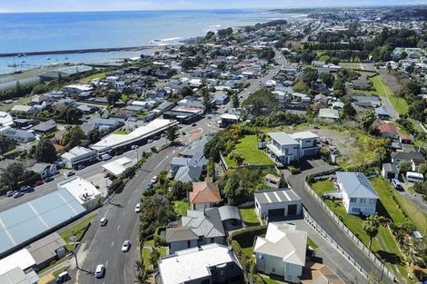Photo of property in 3a Mission Street, Moturoa, New Plymouth, 4310