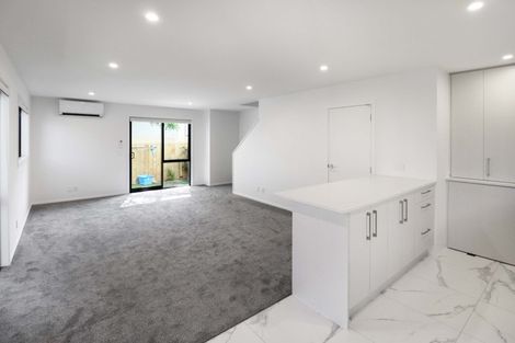 Photo of property in 1/4 Collingwood Street, Waterloo, Lower Hutt, 5011