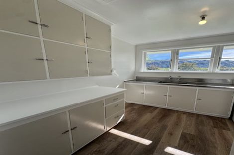 Photo of property in 1/1123 Fergusson Drive, Clouston Park, Upper Hutt, 5018