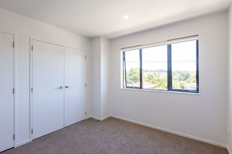 Photo of property in 3/122 Pooks Road, Ranui, Auckland, 0612