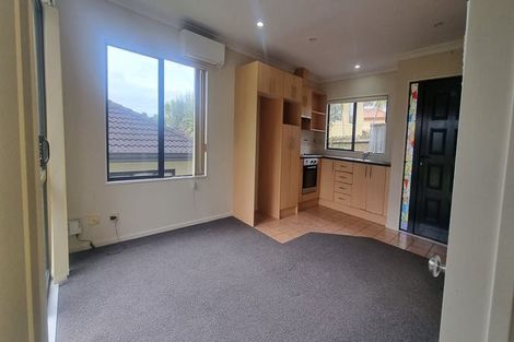 Photo of property in 12 Bernish Place, East Tamaki, Auckland, 2013