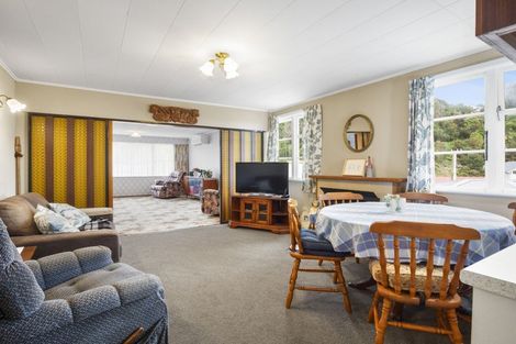 Photo of property in 73 Hampshire Street, Cannons Creek, Porirua, 5024