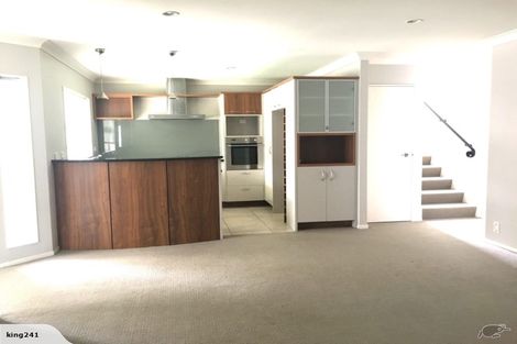 Photo of property in 38 Baverstock Road, Flat Bush, Auckland, 2016