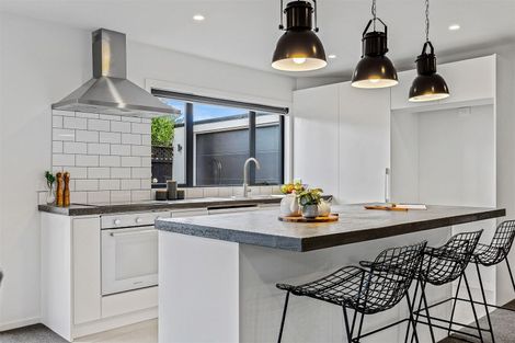 Photo of property in 55 Stapletons Road, Richmond, Christchurch, 8013