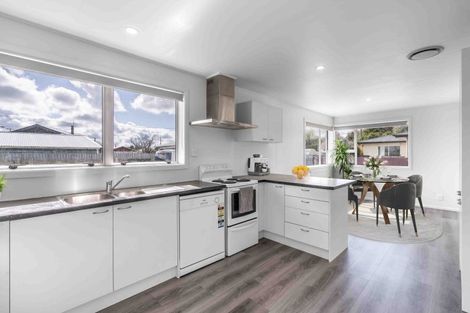 Photo of property in 223 Mcquarrie Street, Kingswell, Invercargill, 9812