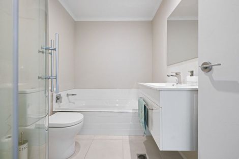 Photo of property in 4 Anna Jean Crescent, Flagstaff, Hamilton, 3210