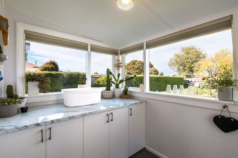 Photo of property in 15 Herbert Street, Waimate, 7924