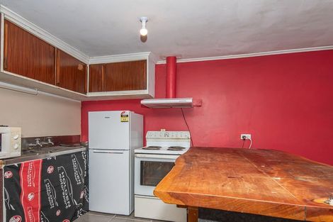 Photo of property in 11 Ngahue Crescent, Carters Beach, Westport, 7825