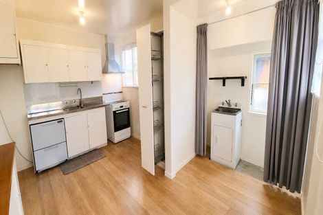Photo of property in 1 Pinfold Avenue, Hamilton East, Hamilton, 3216