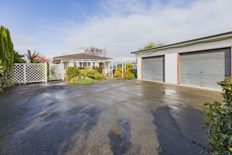 Photo of property in 27 Church Street, Waipawa, 4210