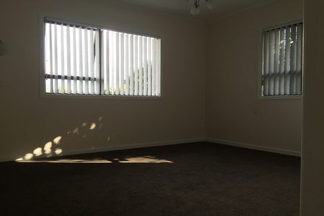 Photo of property in 100 Fourth Avenue, Woodhill, Whangarei, 0110