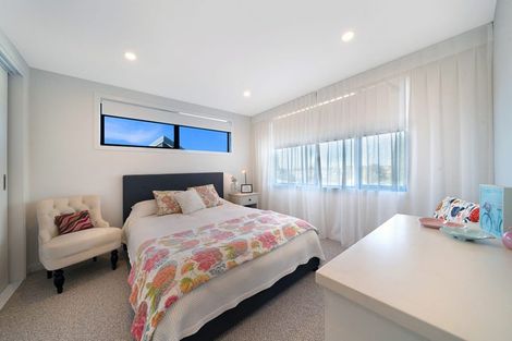 Photo of property in 14a Waitemata Road, Hauraki, Auckland, 0622