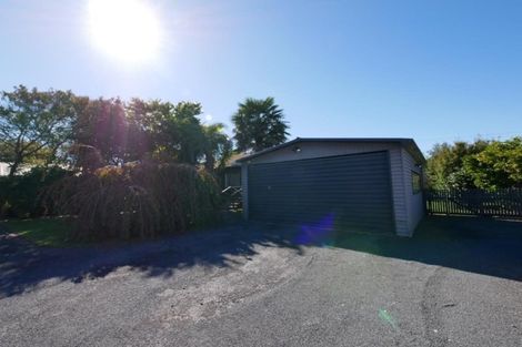 Photo of property in 1/90 Clevedon Road, Papakura, 2110