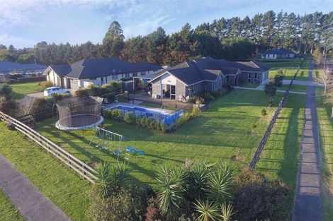 Photo of property in 1 Martingale Drive, Kingseat, Papakura, 2580