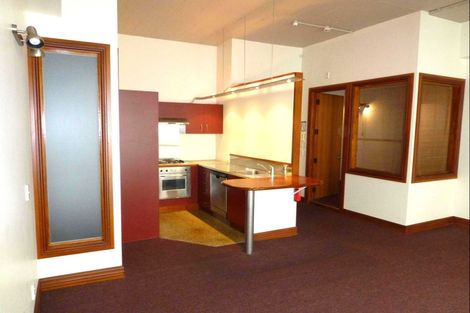 Photo of property in Pirie Street Townhouses, 28/35 Pirie Street, Mount Victoria, Wellington, 6011