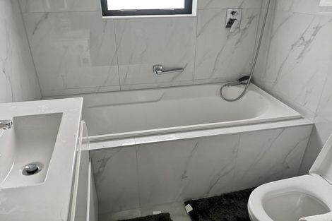 Photo of property in 9b Poruru Close, Papakura, 2110