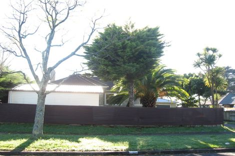 Photo of property in 84 Gloucester Road, Manurewa, Auckland, 2102