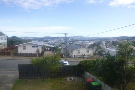 Photo of property in 33 Ahuriri Street, Strathmore Park, Wellington, 6022